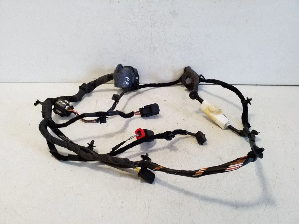 Esiukse juhtmestik 52035125