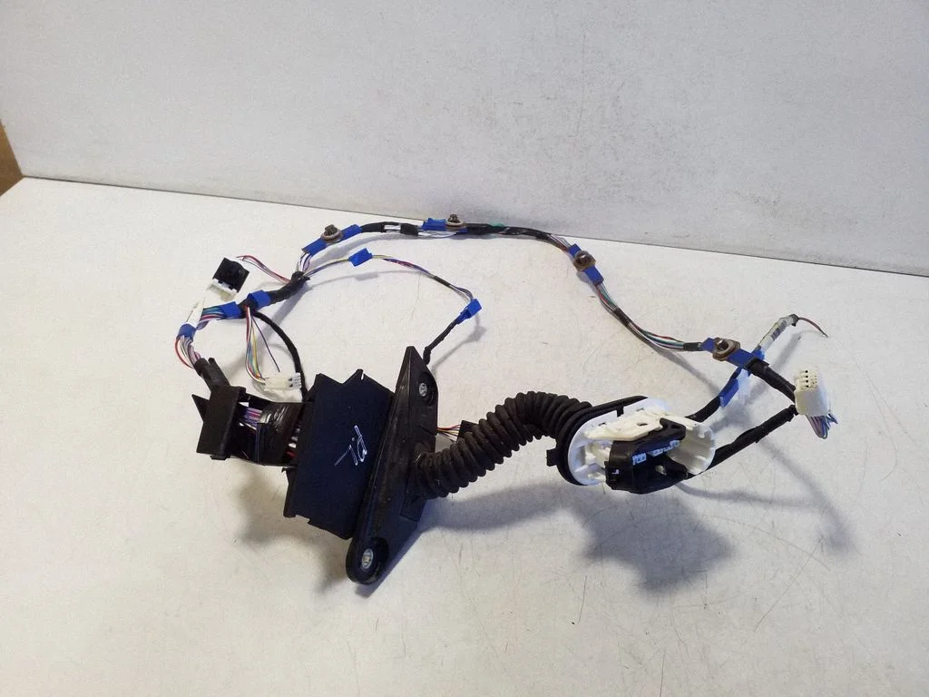 Front door wiring loom – Toyota Corolla E210 E21 (2018-)