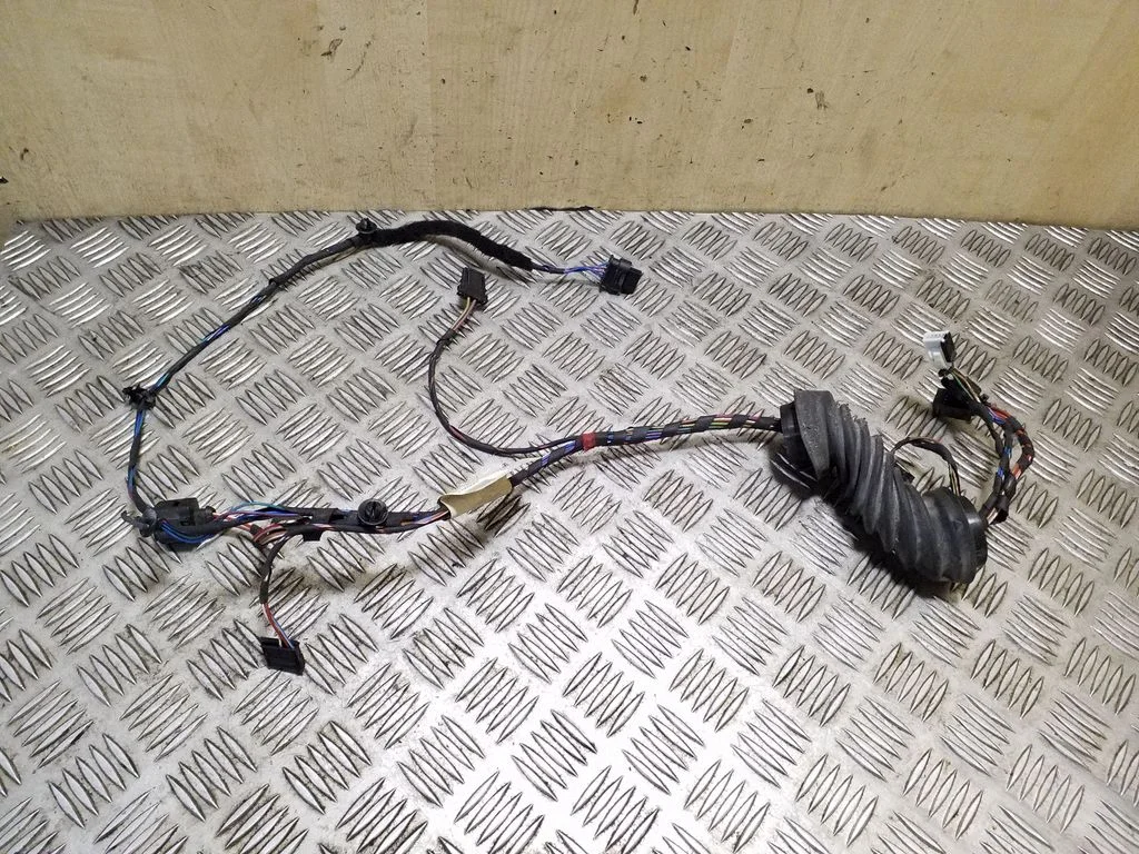 Esiukse juhtmestik – Volkswagen Crafter (2006-2016)
