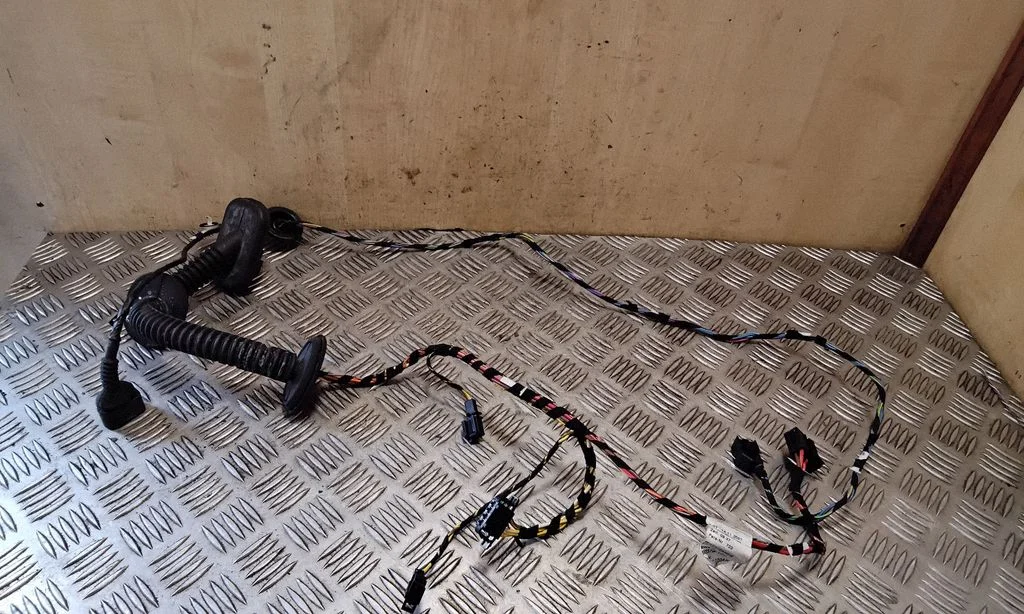Front door wiring loom 7L6971120AR