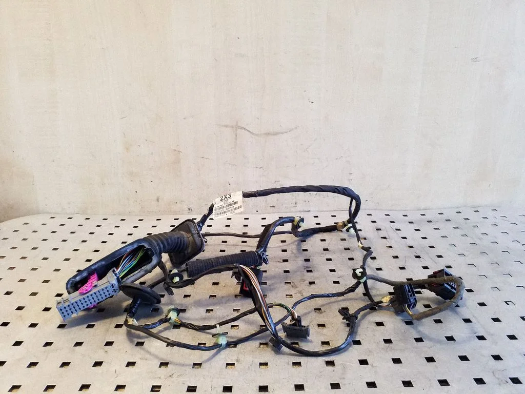 Esiukse juhtmestik 20927712