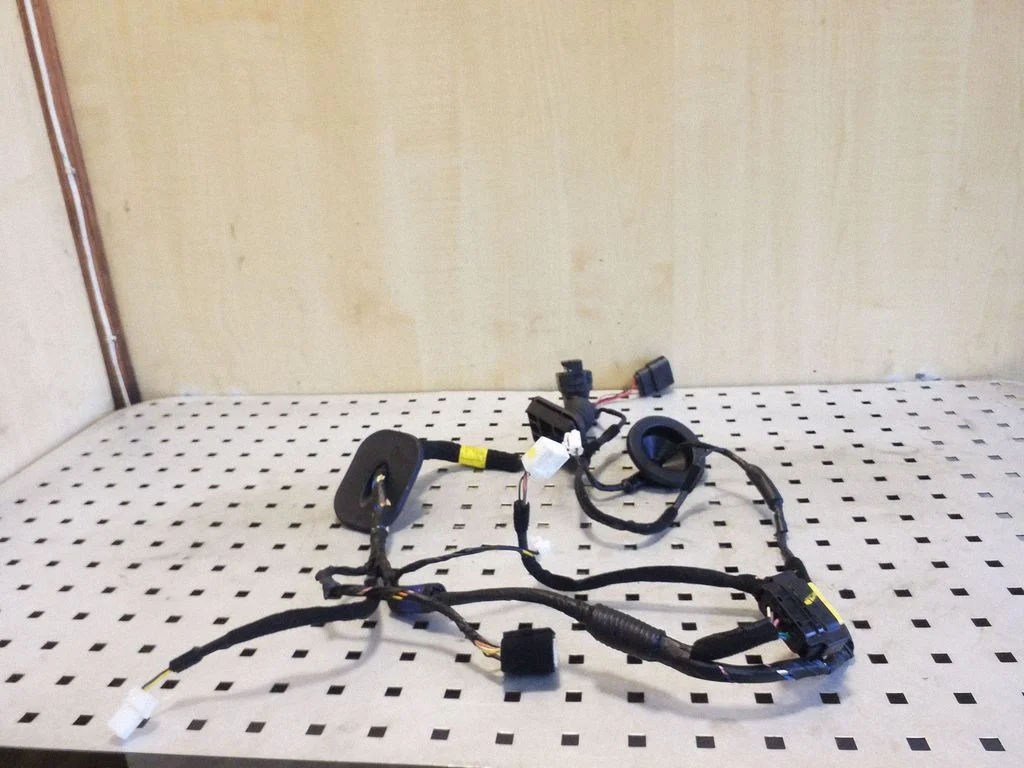Front door wiring loom – Hyundai i40 (2011-)