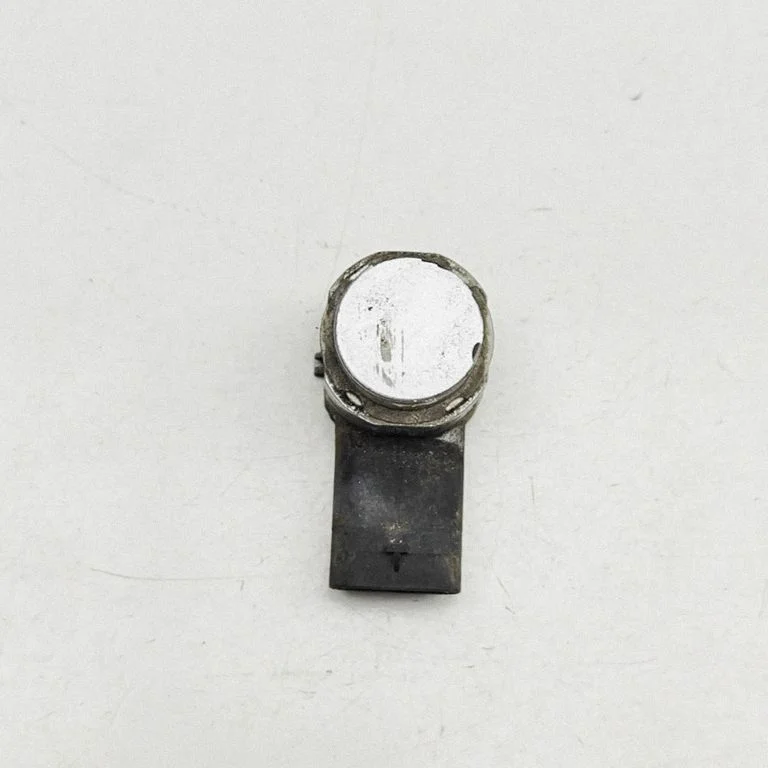 Parkošanās sensors PDC 6W8315K859CA