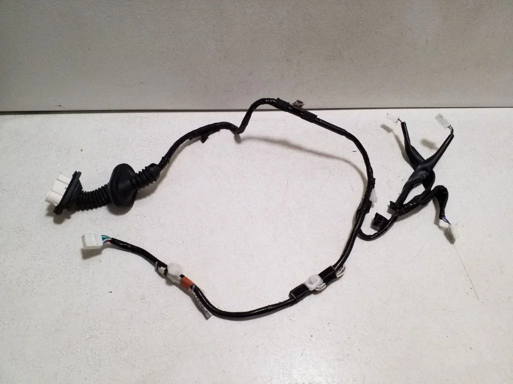 Rear door wiring loom – Toyota Yaris Cross (2020-)