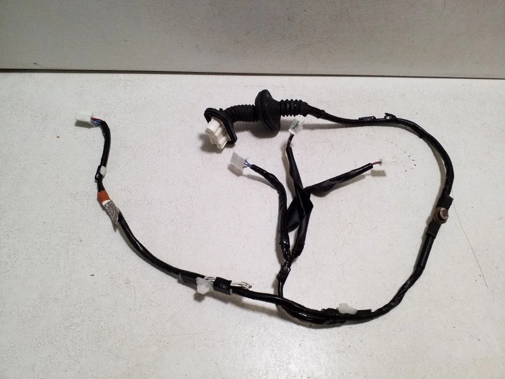 Rear door wiring loom – Toyota Yaris Cross (2020-)