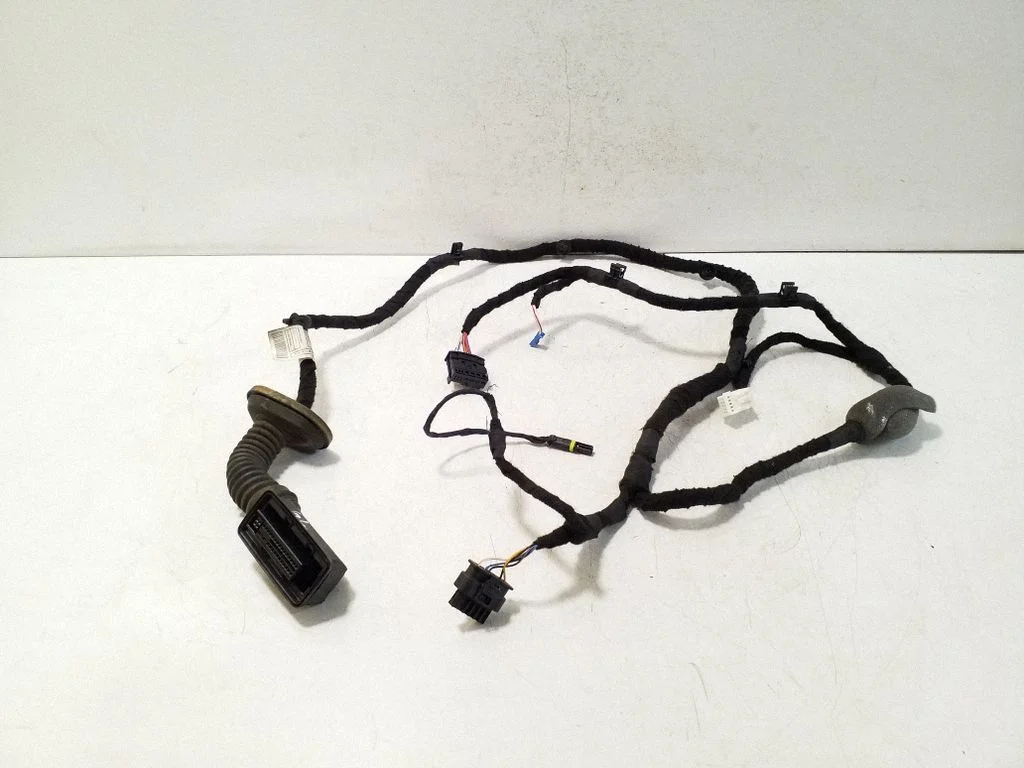 Tagaukse juhtmestik 9436288