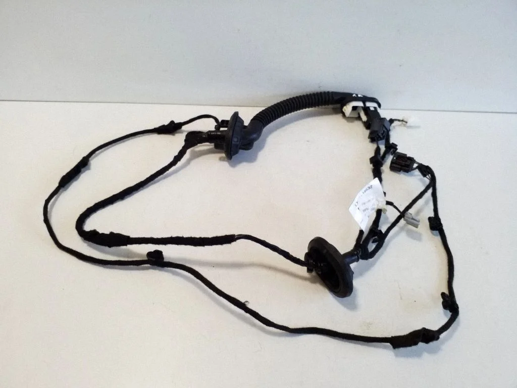 Tagaukse juhtmestik LX6T14632EALG
