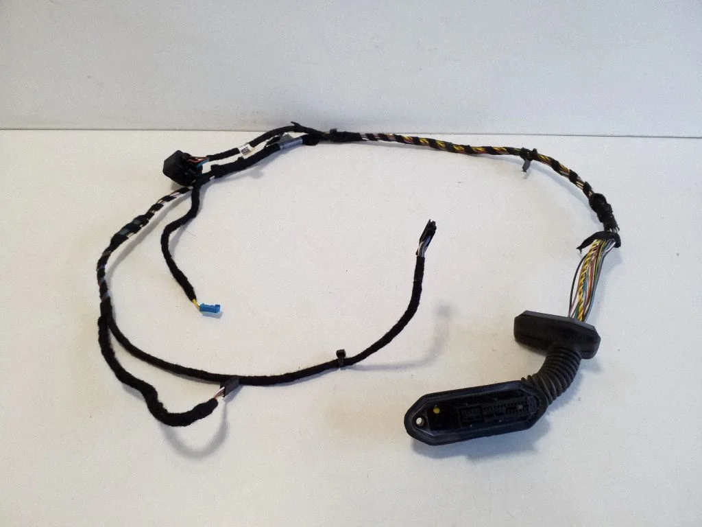 Rear door wiring loom – BMW X3 E83 (2003-2010)