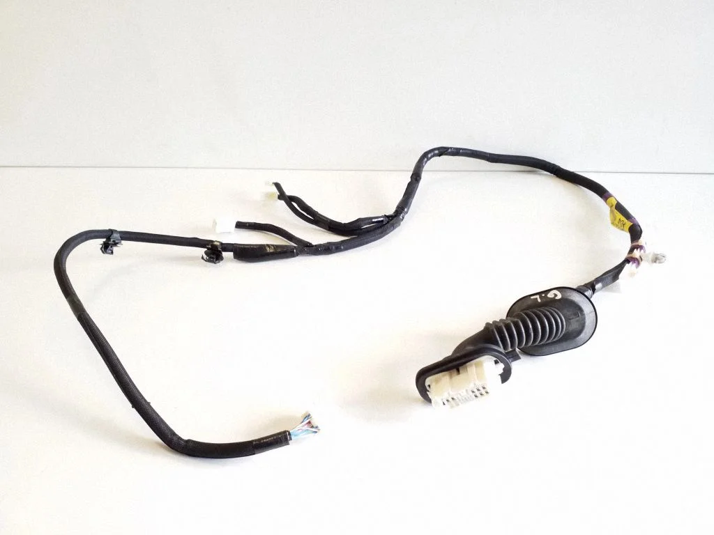 Rear door wiring loom 8215476040