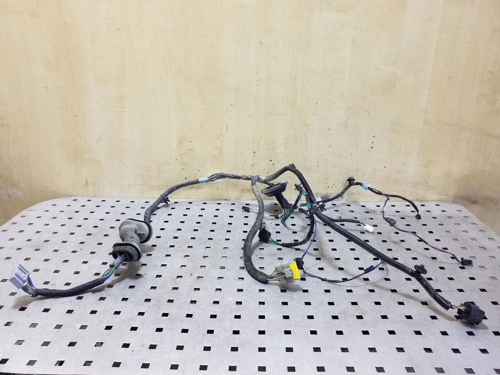Rear door wiring loom 100442600P