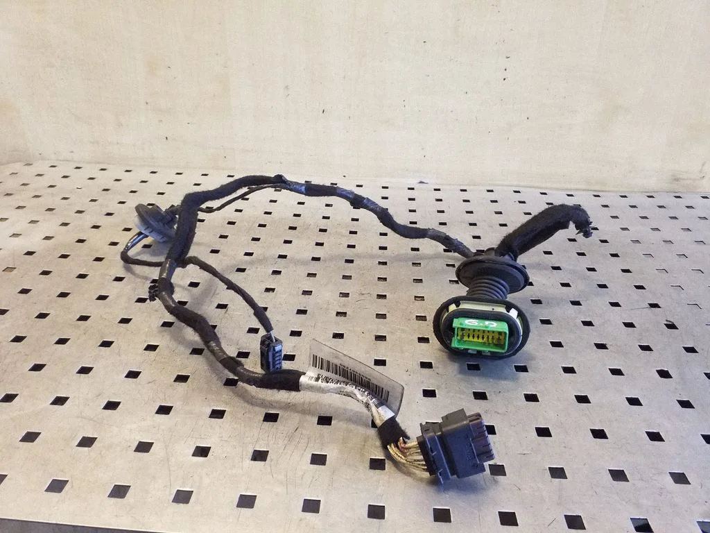 Rear door wiring loom 9803467280