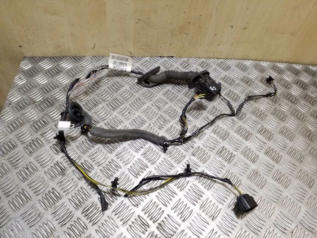 Tagaukse juhtmestik 7M5T14240ABD