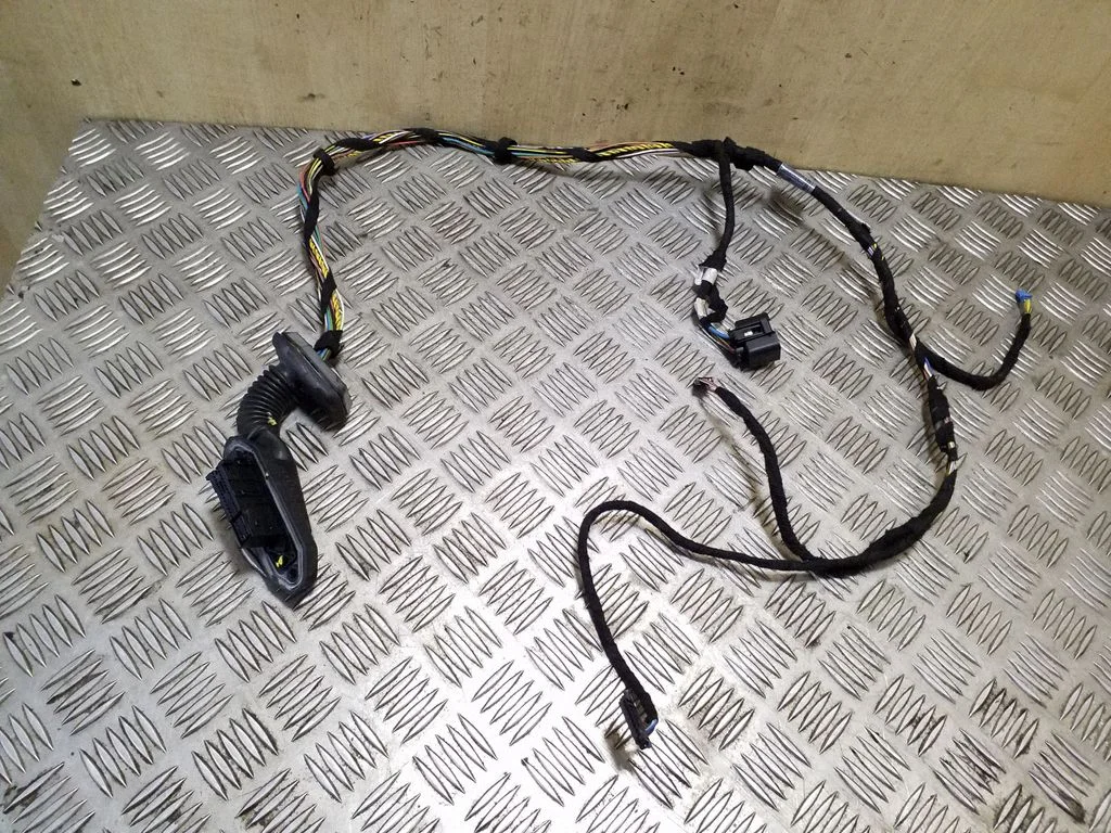 Rear door wiring loom – BMW X3 E83 (2003-2010)