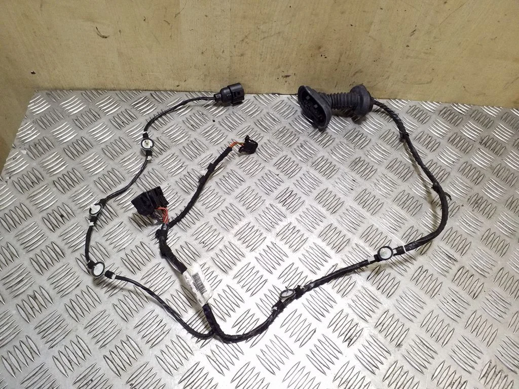 Tagaukse juhtmestik 3R0971687