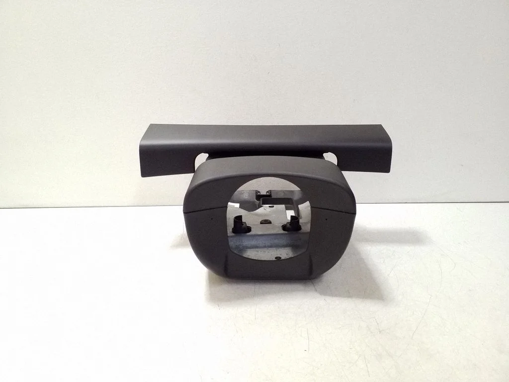 Steering wheel column trim – Volvo XC60 (2009-2013)