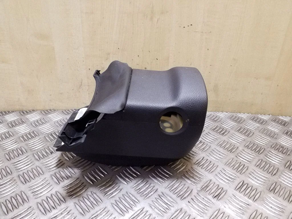 Stūres statnes apdare – Volkswagen Golf Plus (2005-2013)