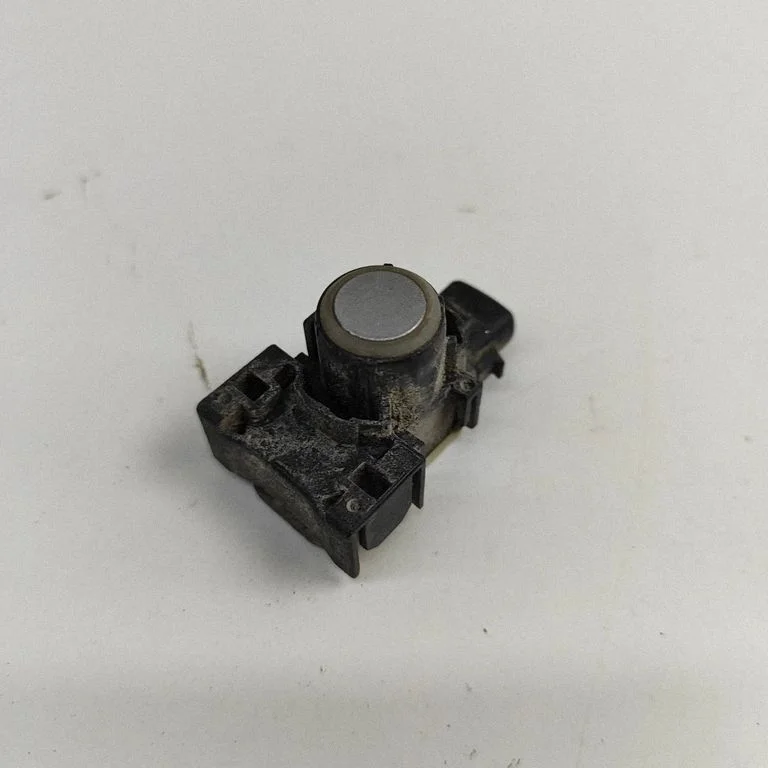 Parkošanās sensors PDC KD4767UC1E4