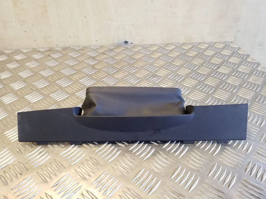 Steering wheel column trim 7L6419798C