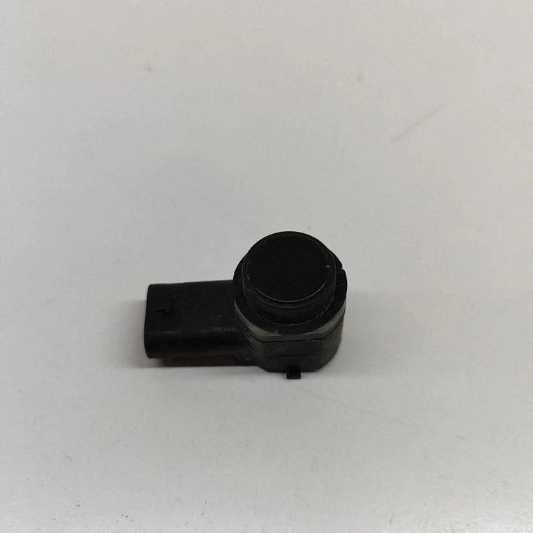 Parkošanās sensors PDC 9G9215K859DA