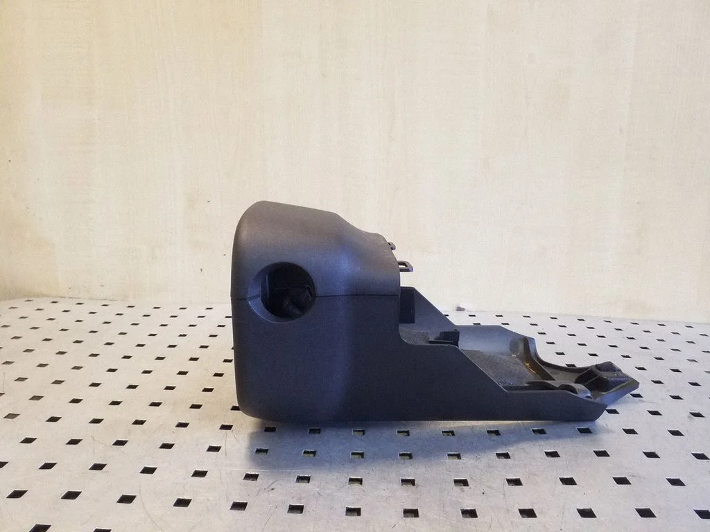 Steering wheel column trim – Land Rover Freelander 2 - LR2 (2007-2016)