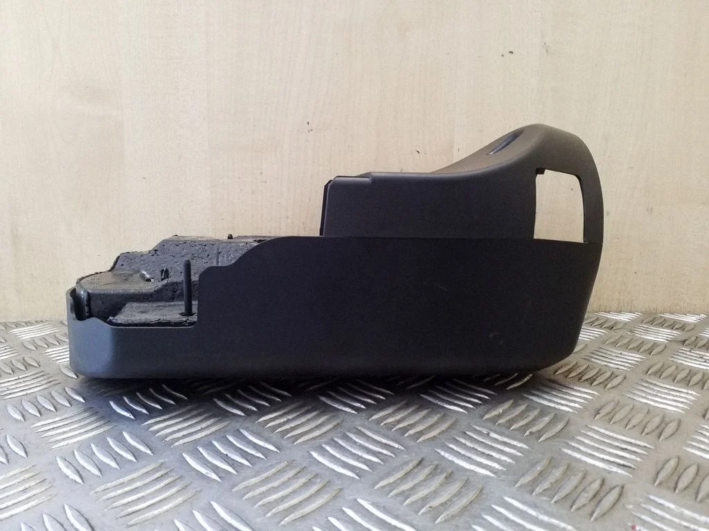 Steering wheel column trim 32303405271