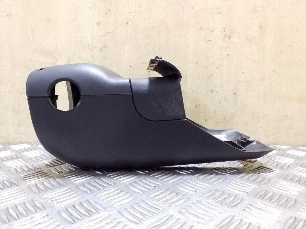 Steering wheel column trim – Volvo S60 (2011-2013)