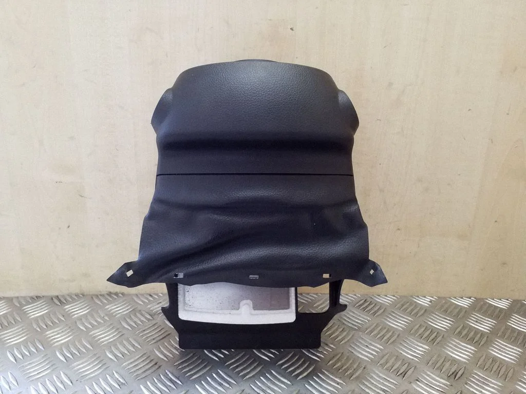 Steering wheel column trim – Nissan X-Trail T32 (2014-2021)
