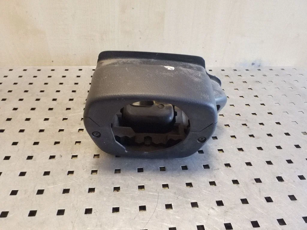Steering wheel column trim – Toyota Corolla E120 E130 (2004-2007)