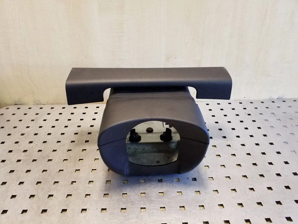 Steering wheel column trim – Volvo XC60 (2009-2013)