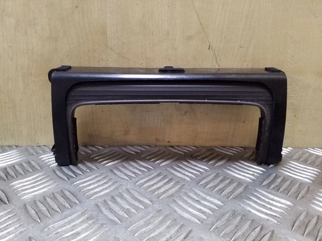Steering wheel column trim 3D1858345