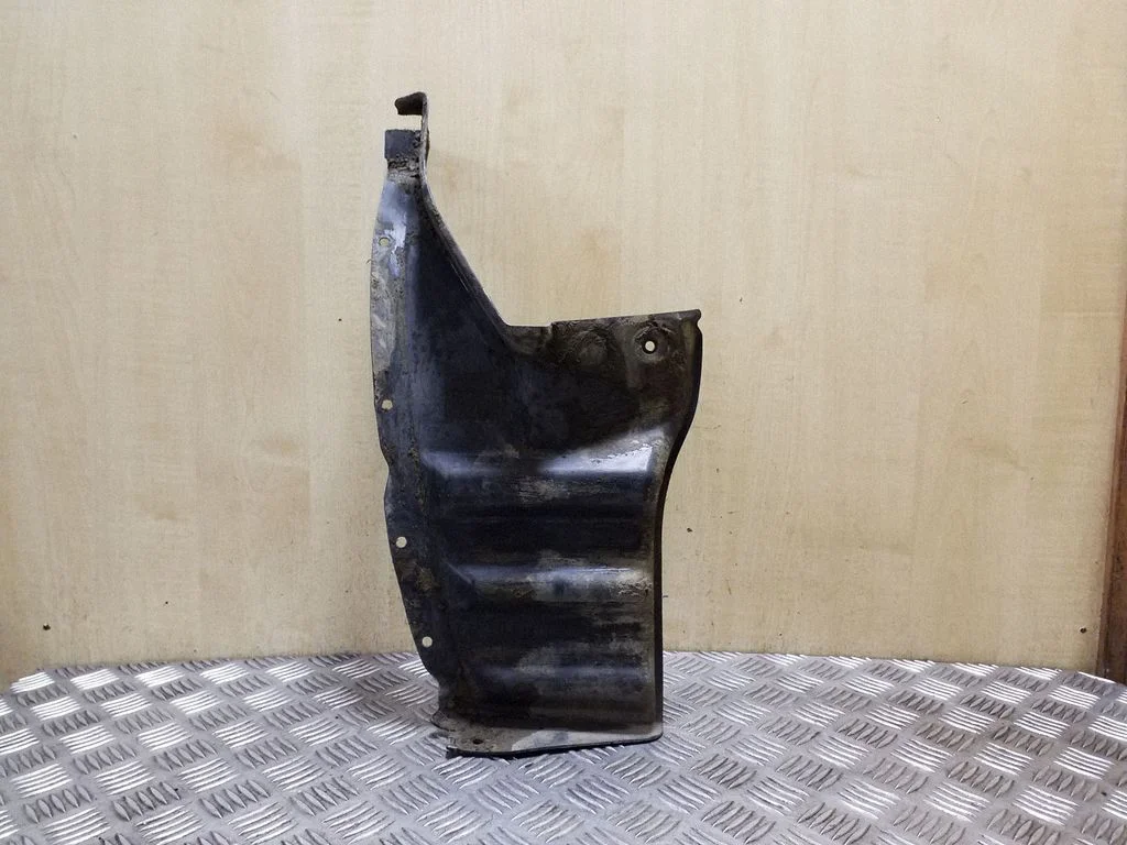 Tagumine porikaitse 5370A757