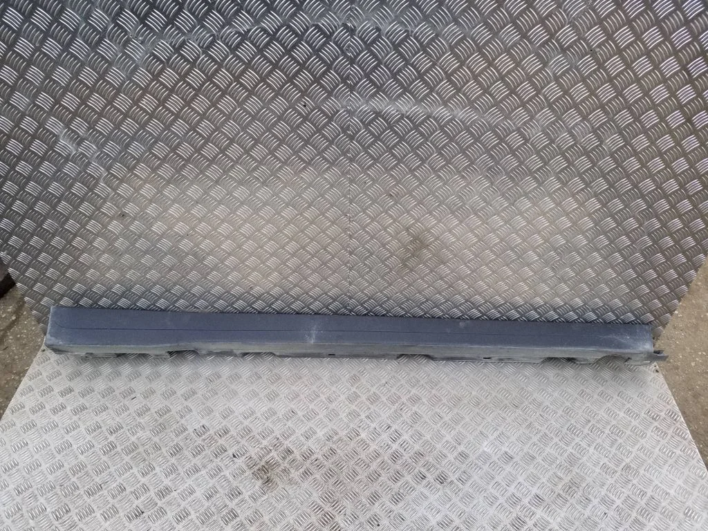 Sill – Mercedes-Benz EQB (2021-)