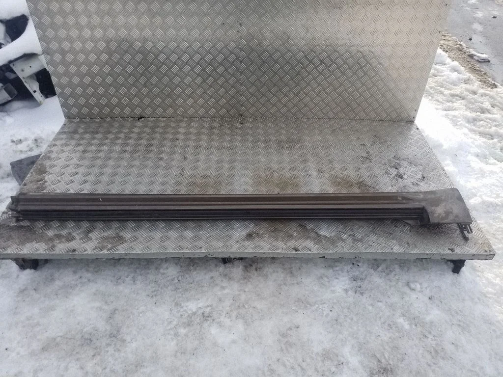 Sill 31395883