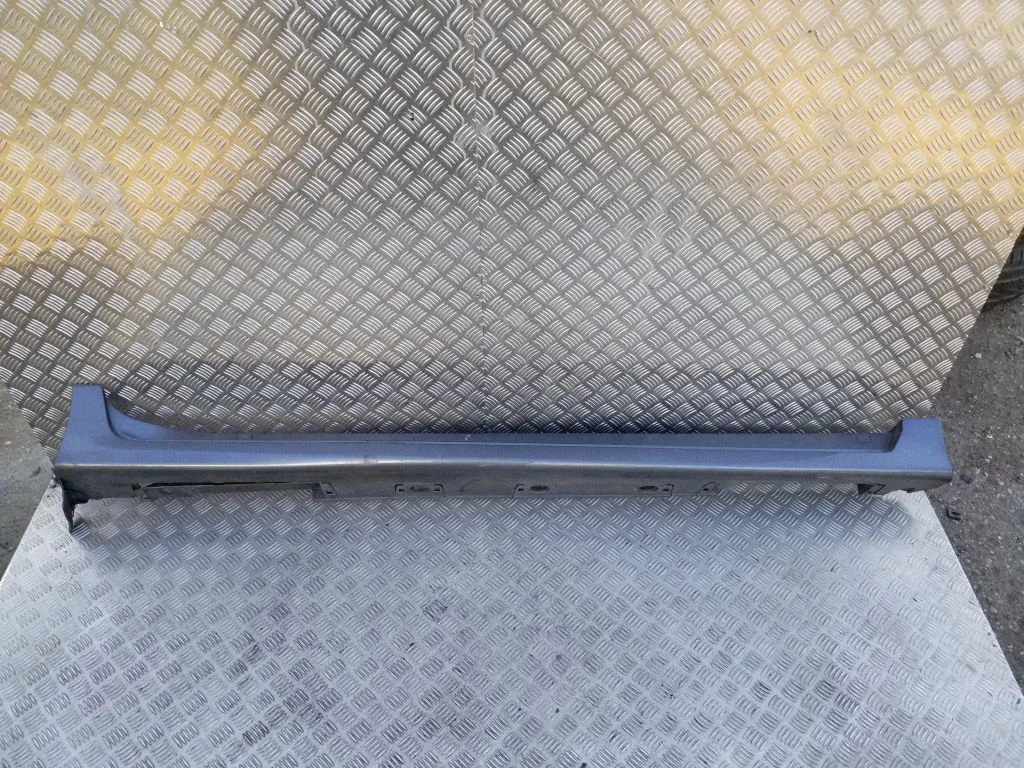 Sill 7585076020