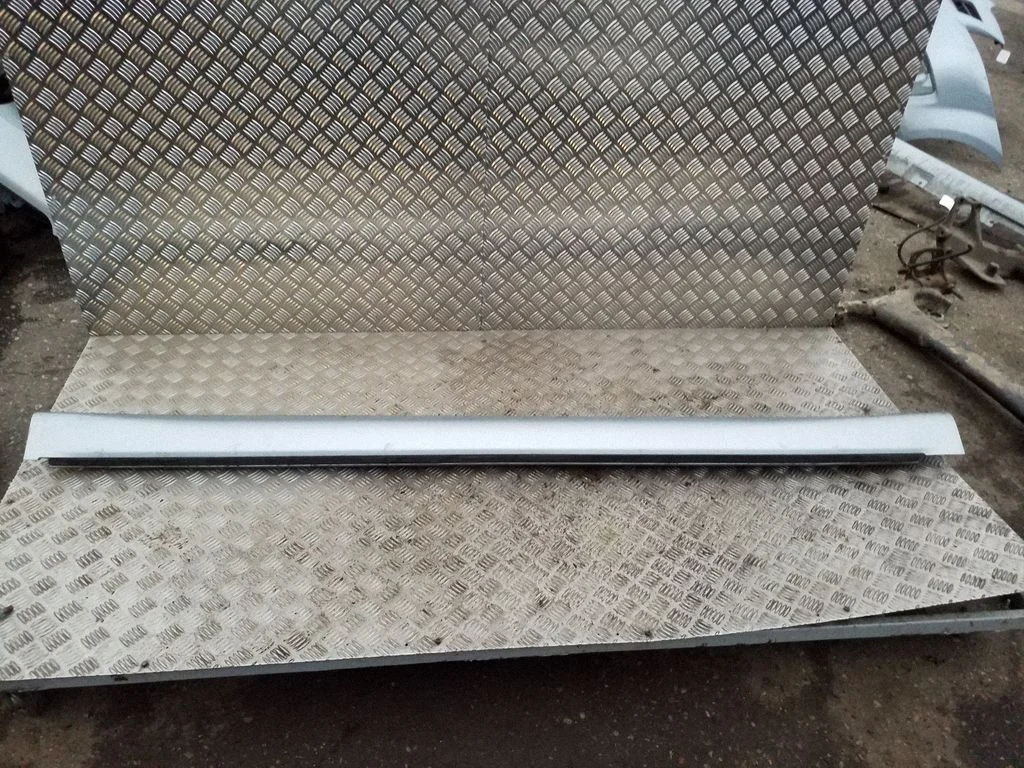Sill 753520F010