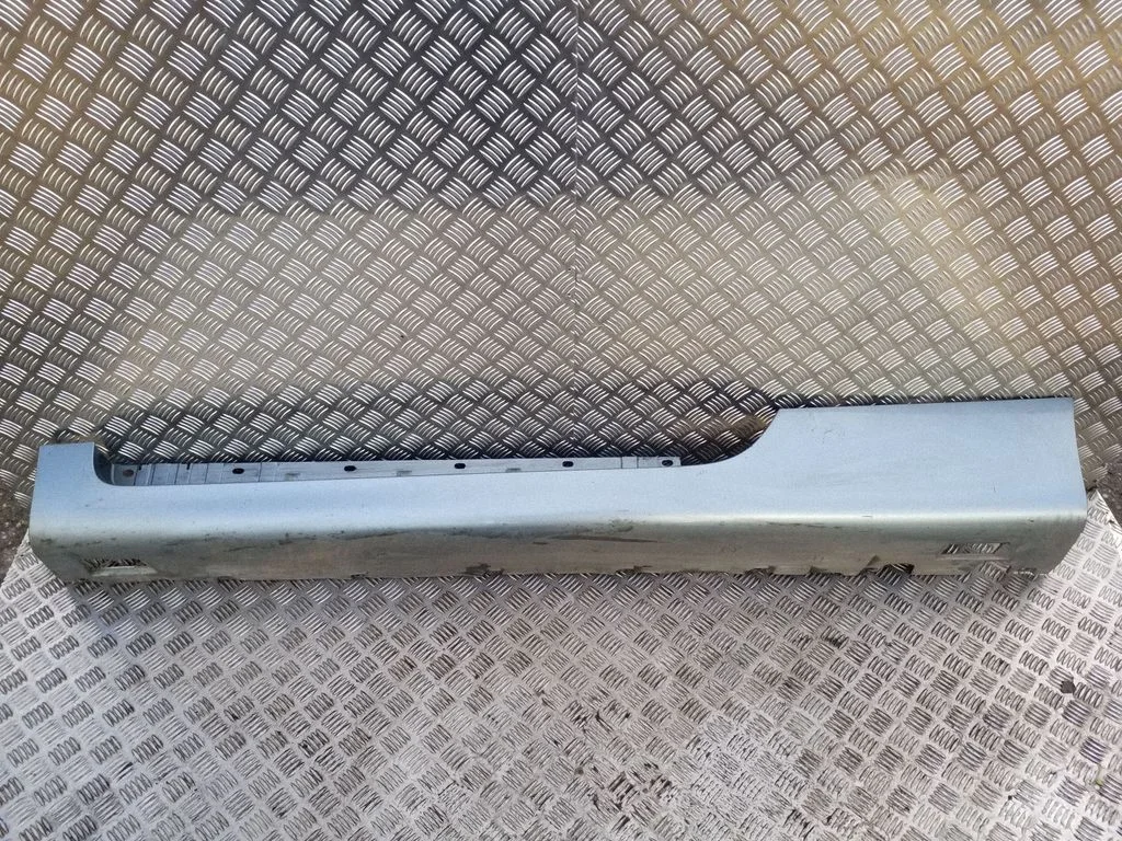 Sill 8J0853855D