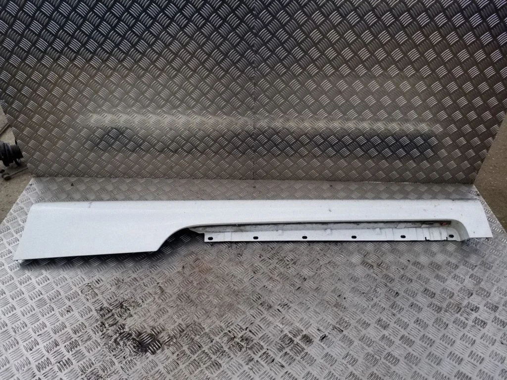 Lävepakk 8J0853855D