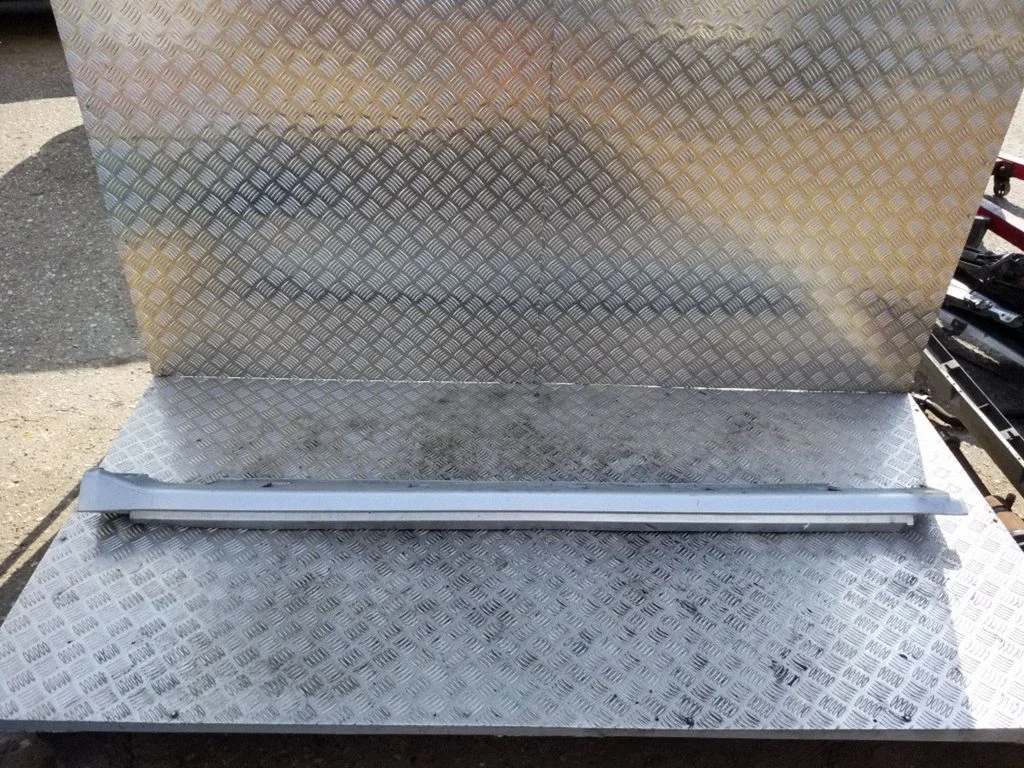 Sill 71850SCAE00050