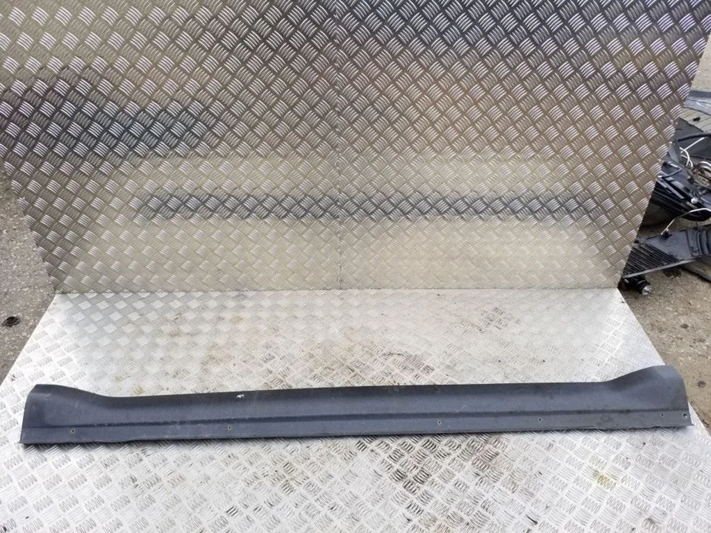 Sill 6512A02502