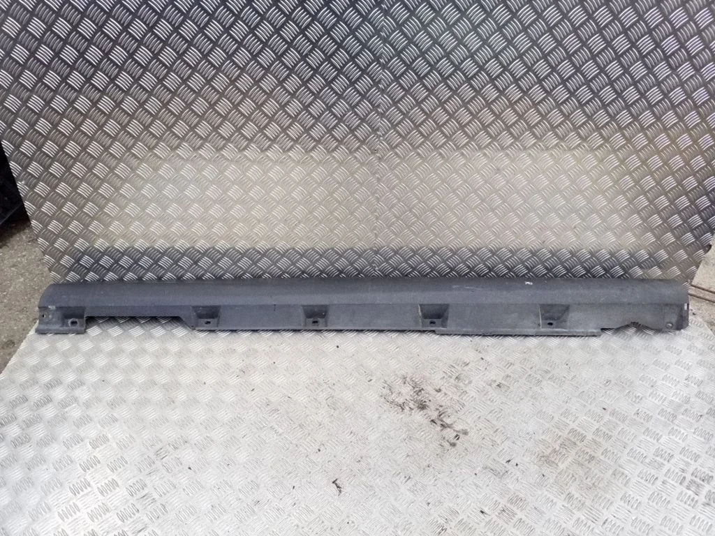 Sill – Ford Focus (2010-2017)