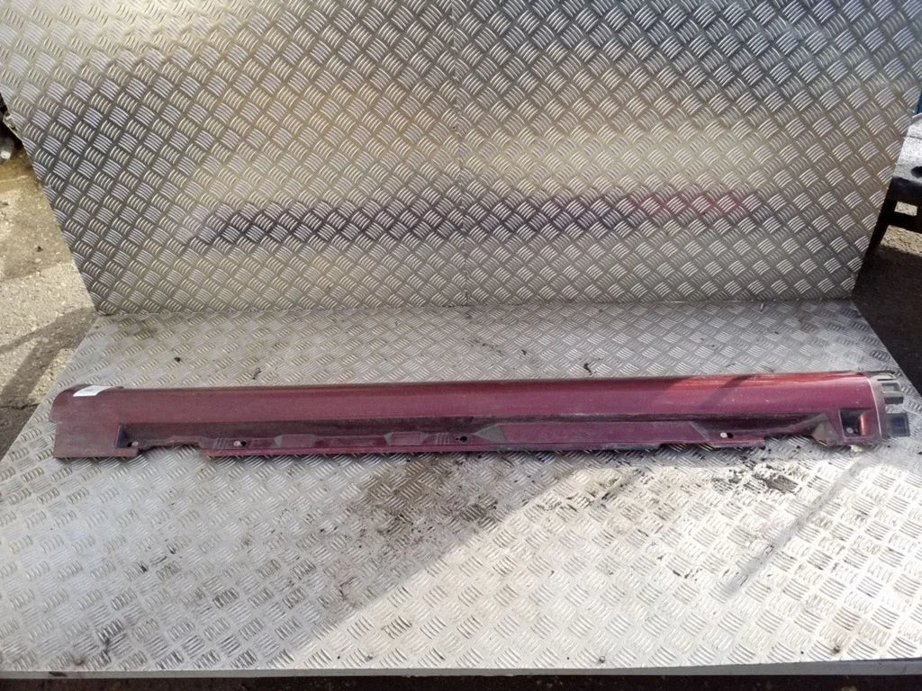 Sill – Volvo V50 (2008-2012)