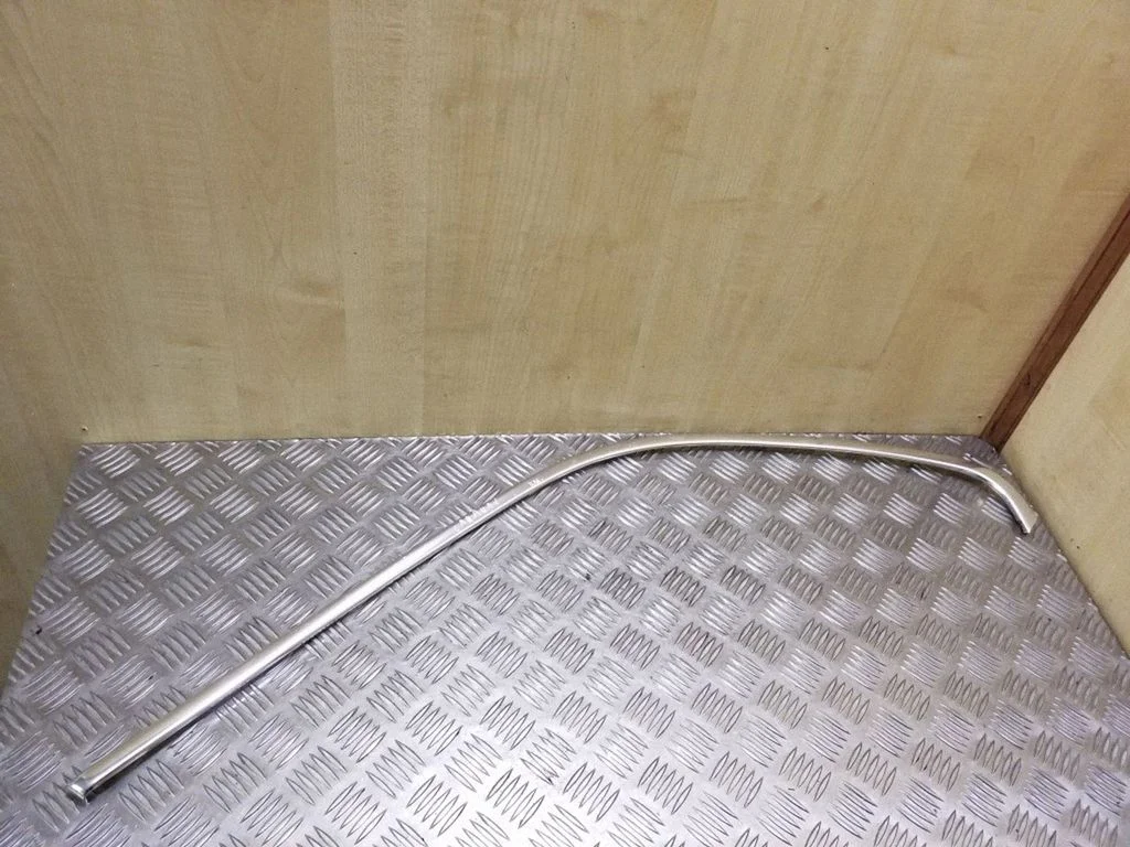 Rear door trim (molding) – left