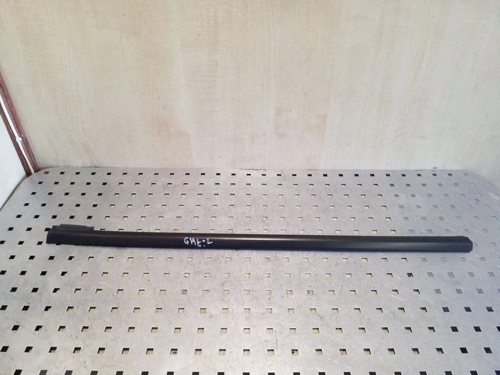 Tagaukse liist (mold) – Ford Focus C-MAX (2003-2010)