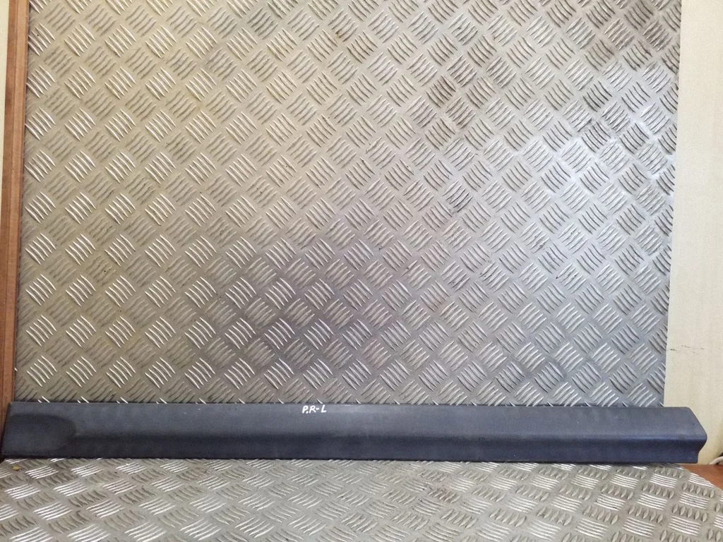 Front door trim (molding) 090597587LH