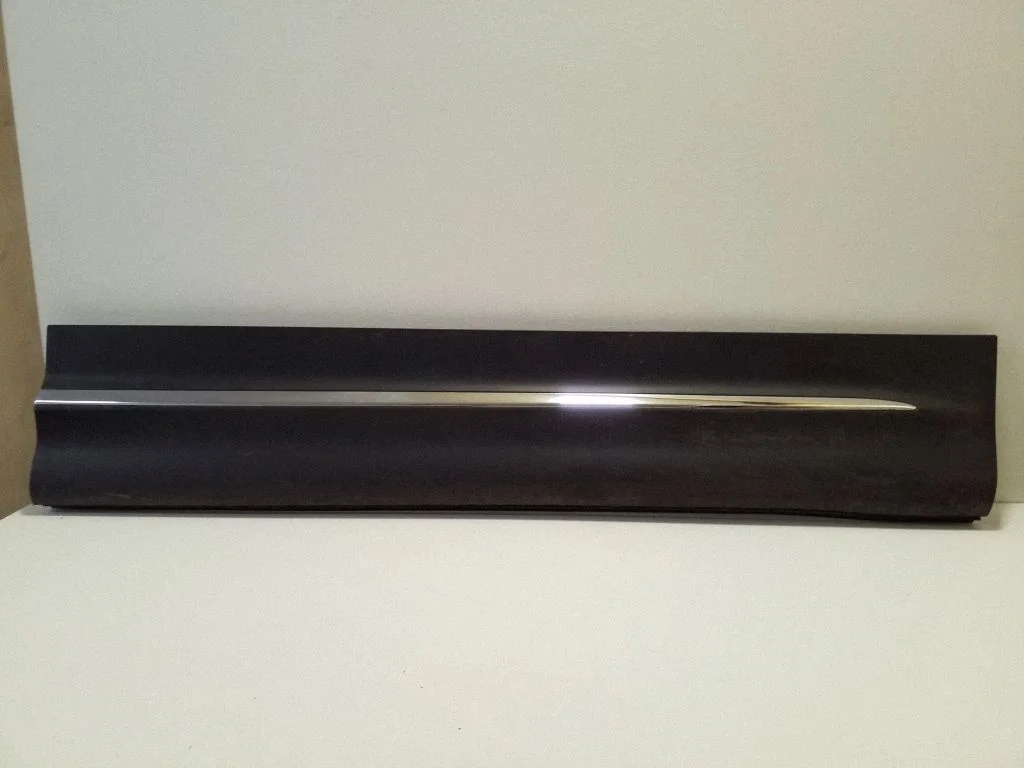 Esiukse liist (mold) A2477274900
