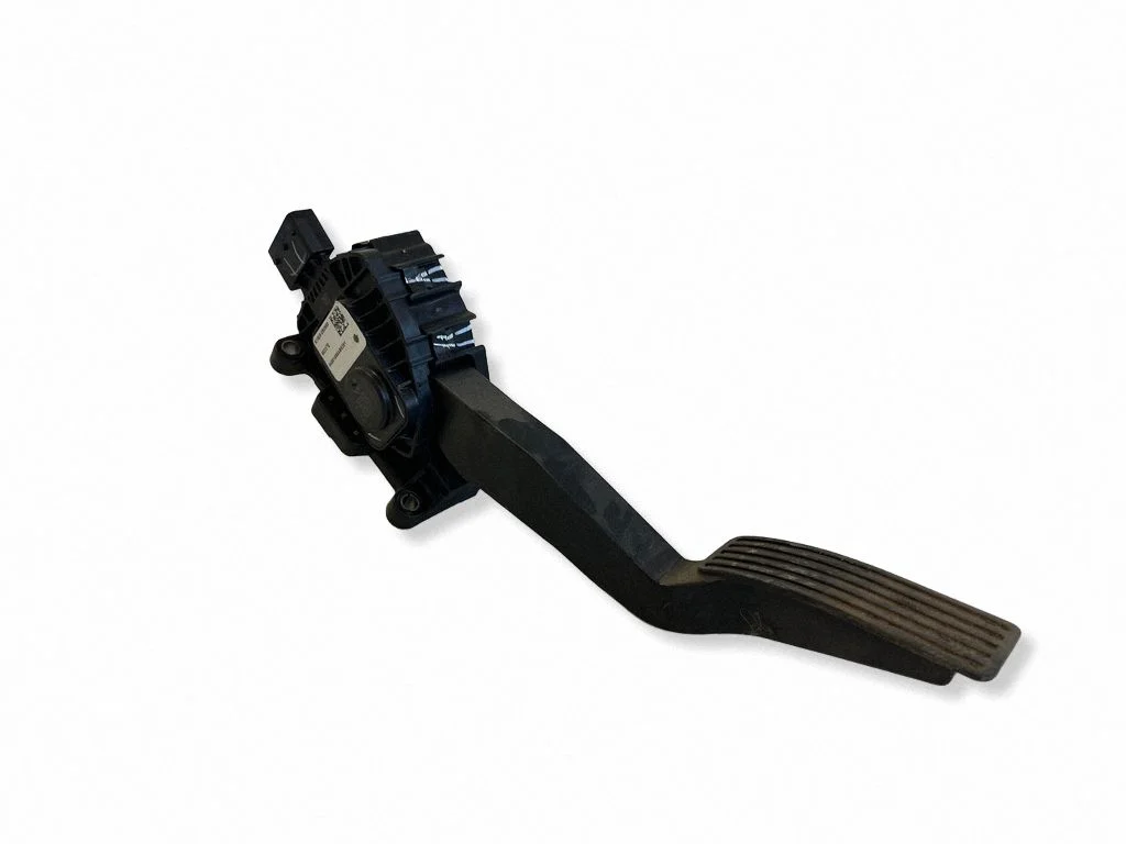 Gaasipedaal 04581655AB