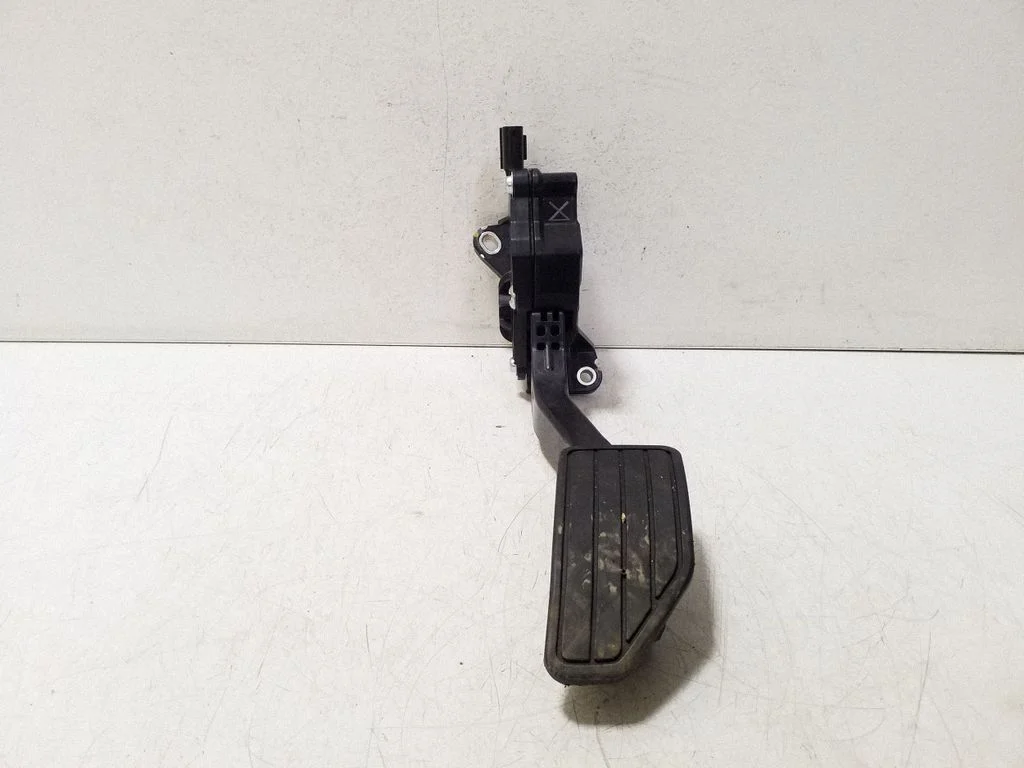 Accelerator throttle pedal – Subaru Impreza VI (2023-)