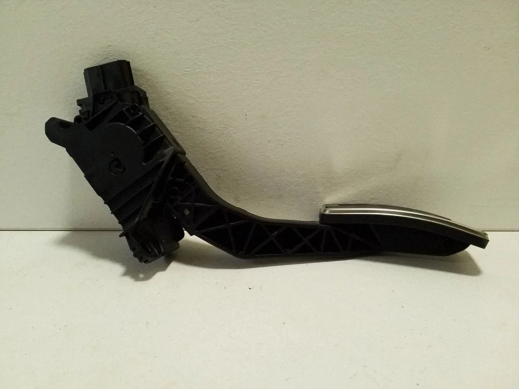 Accelerator throttle pedal – Audi RS Q3 (2019-)