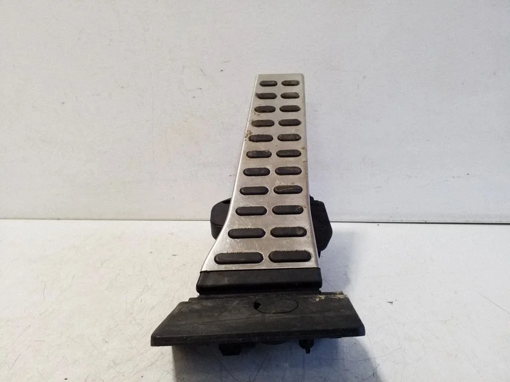 Gaasipedaal F1810