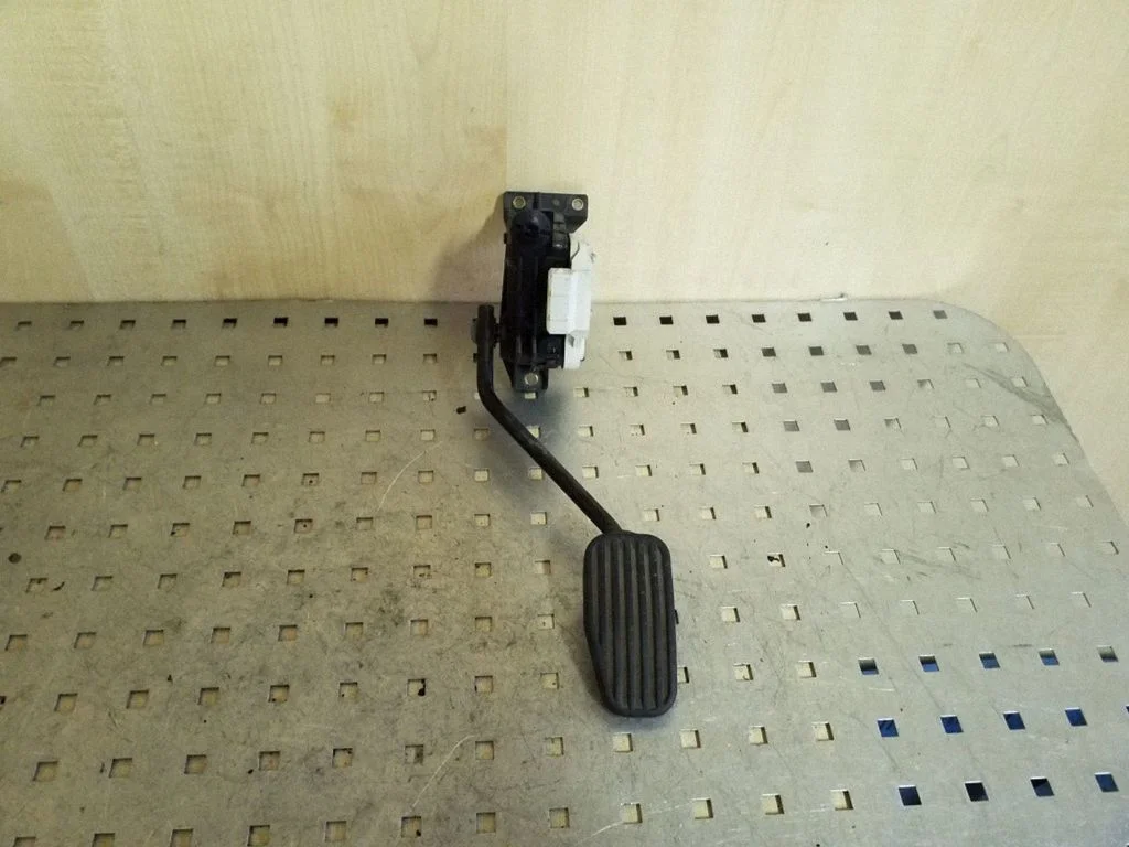 Akceleratoriaus pedalas